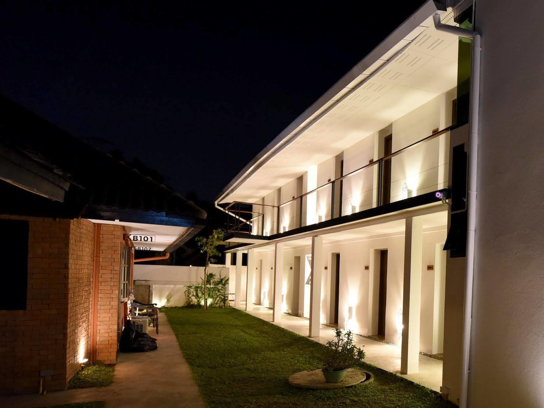 Chiang Mai Udee Hotel Екстериор снимка