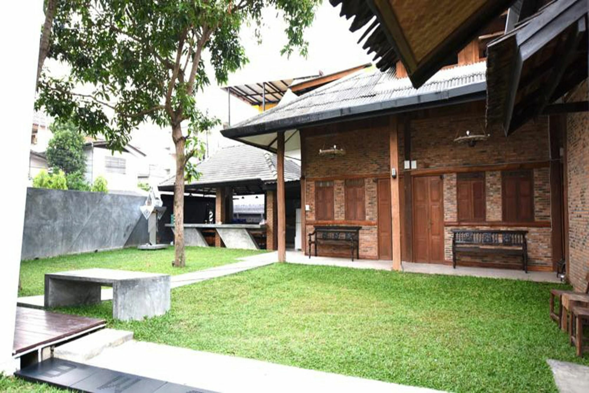 Chiang Mai Udee Hotel Екстериор снимка