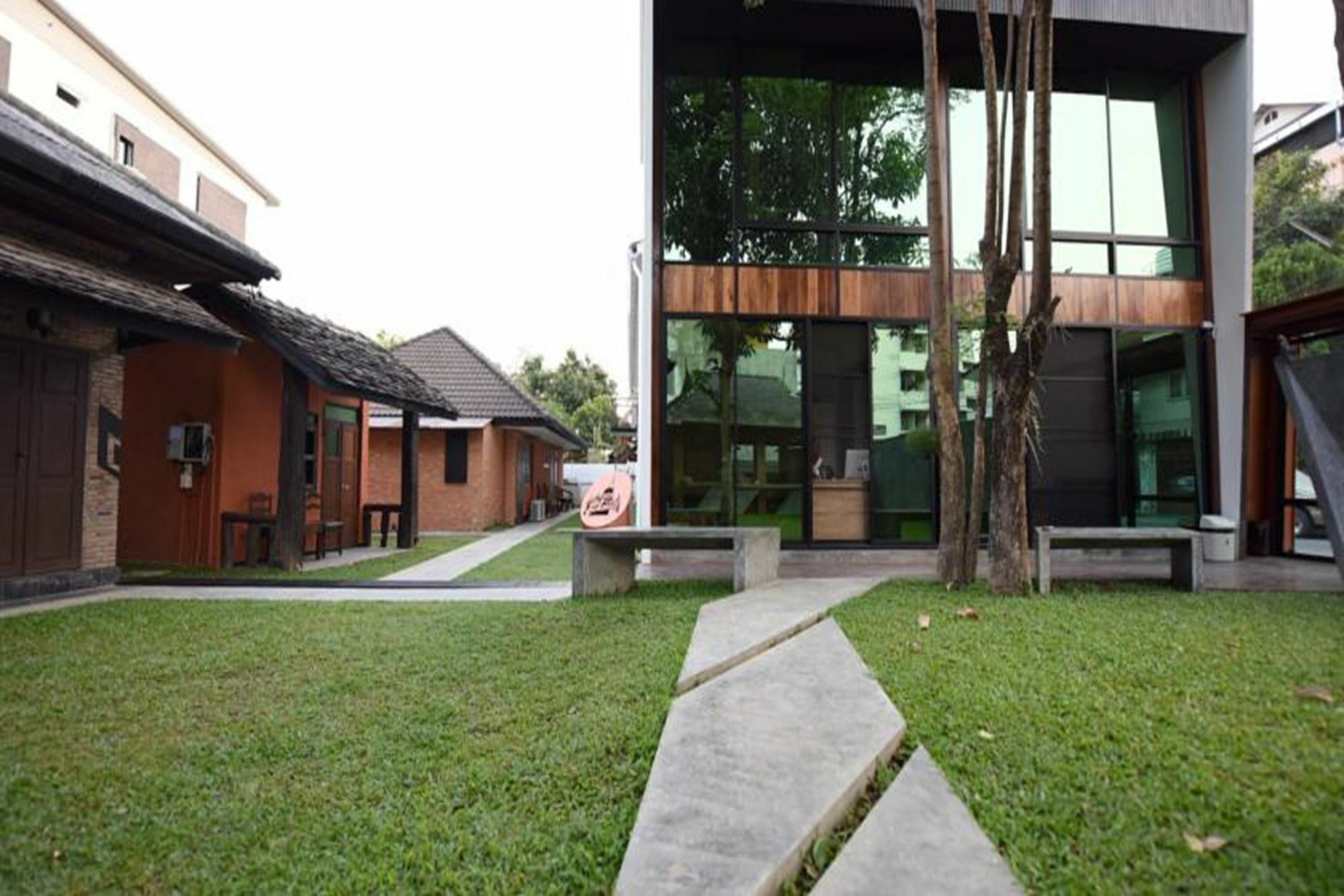 Chiang Mai Udee Hotel Екстериор снимка