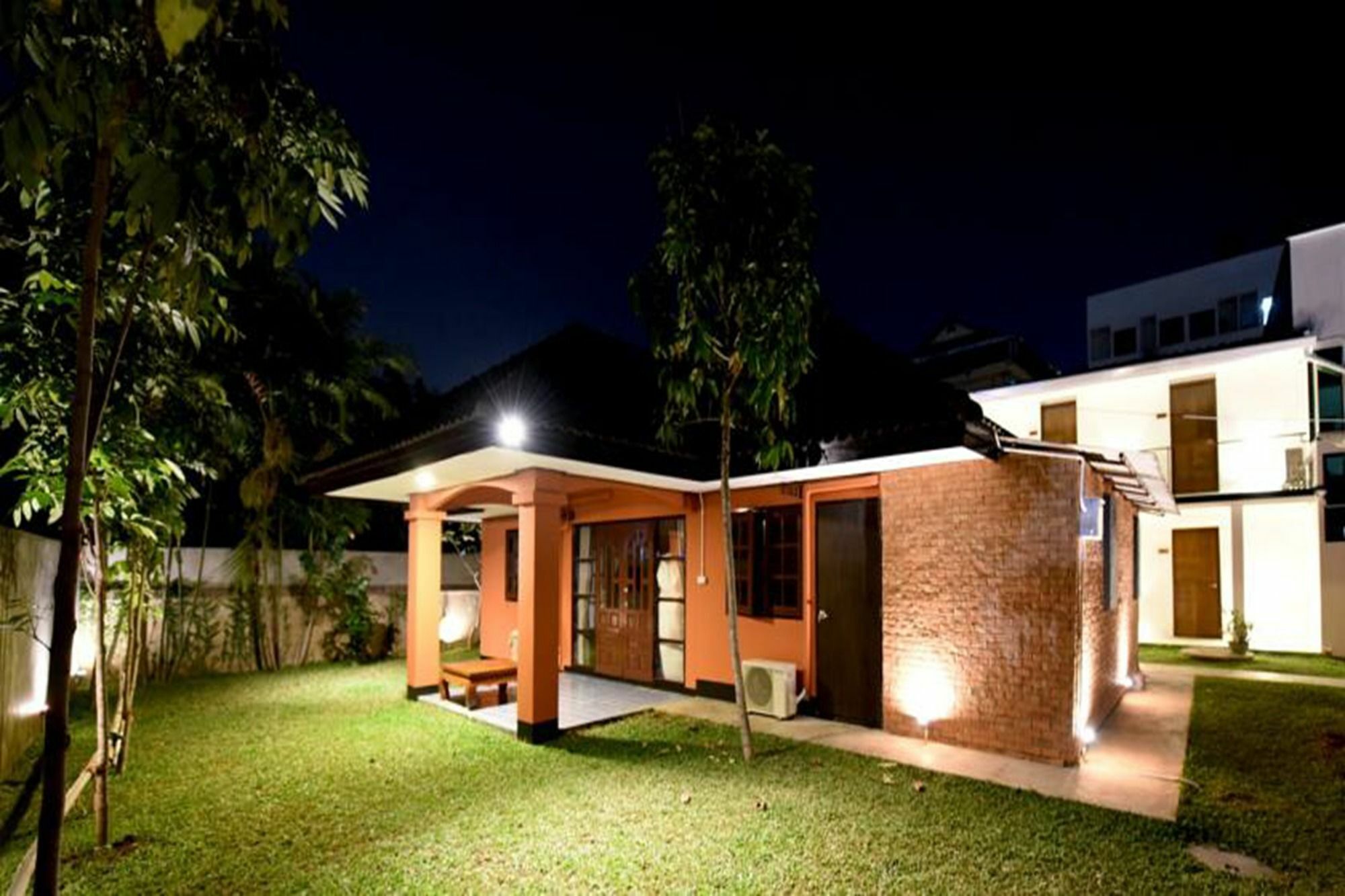 Chiang Mai Udee Hotel Екстериор снимка
